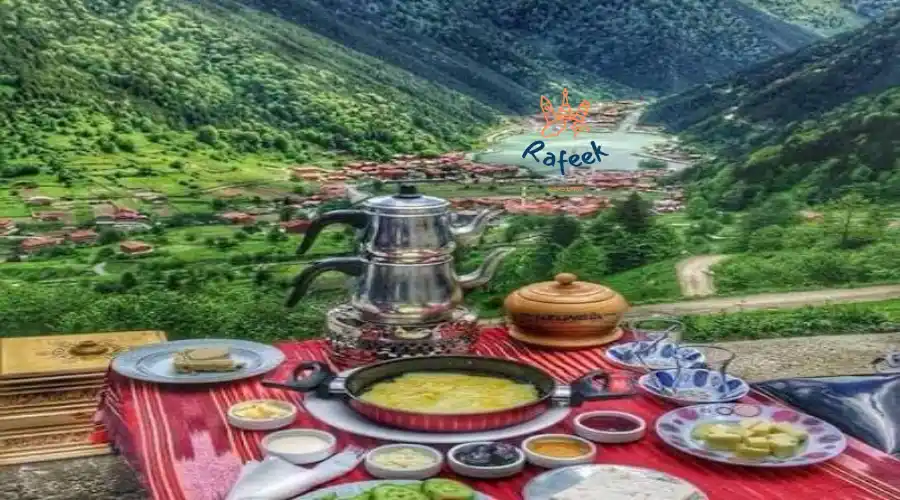 الاكل في الطبيعة خلال السياحة في طرابزون التركية